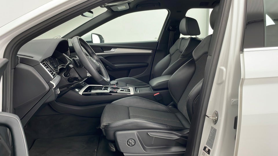 Audi Q5 50 TFSi e S-line quattro S-tr. 5d