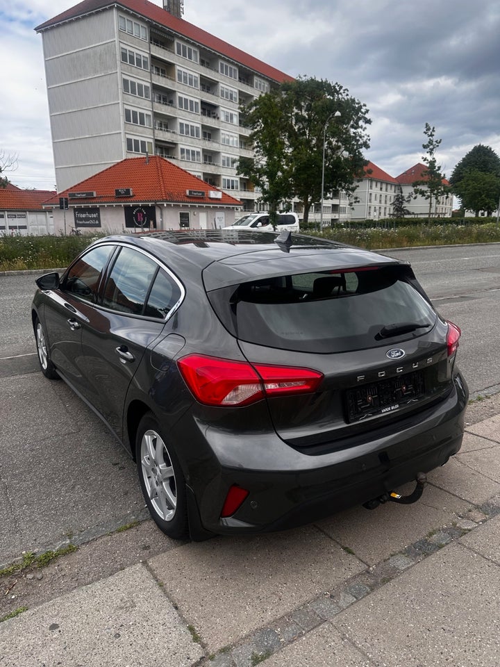 Ford Focus 1,0 EcoBoost ST-Line 5d