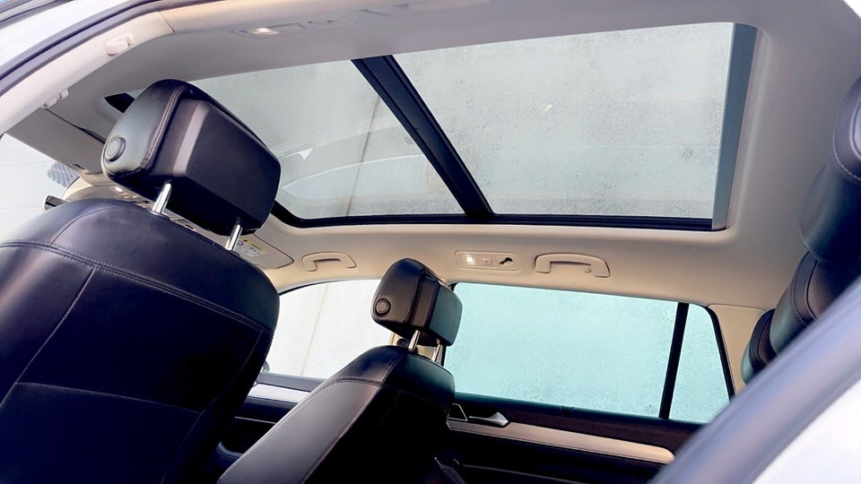 VW Passat 2,0 TDi 240 Highline Variant DSG 4Motion 5d