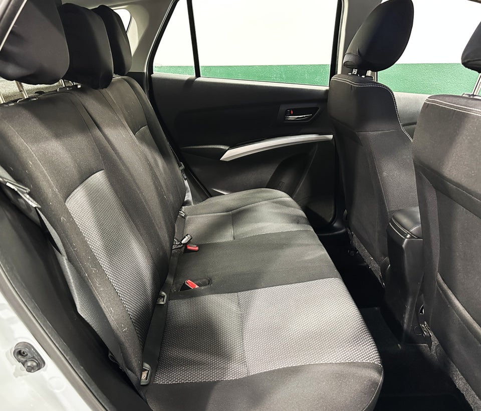 Suzuki S-Cross 1,6 DDiS GL 5d