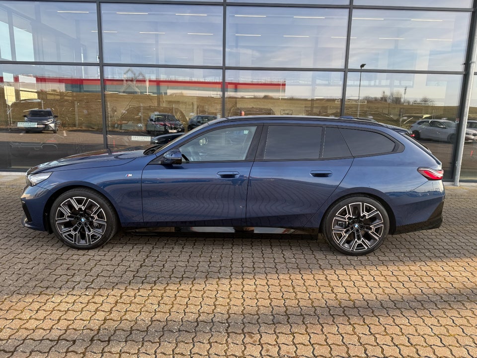 BMW i5 eDrive40 Touring Fully Charged M-Sport 5d