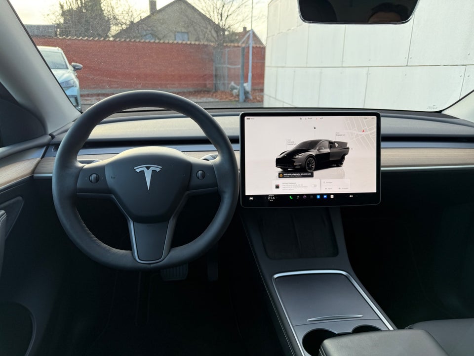 Tesla Model Y RWD 5d