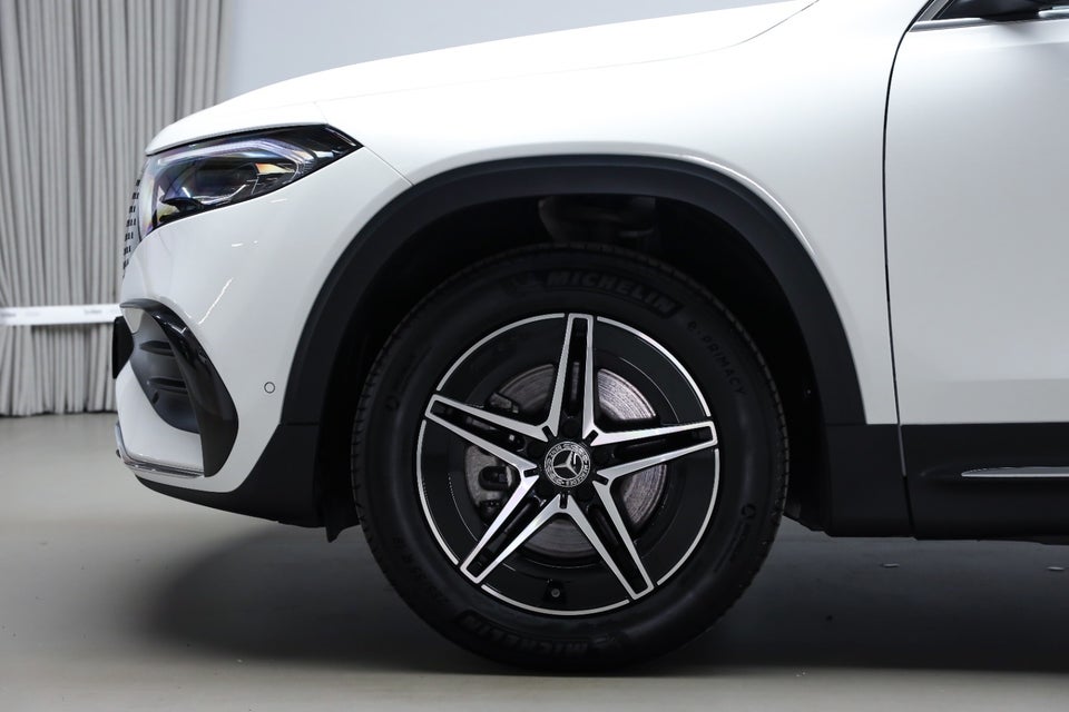 Mercedes EQB250+ AMG Advance 5d