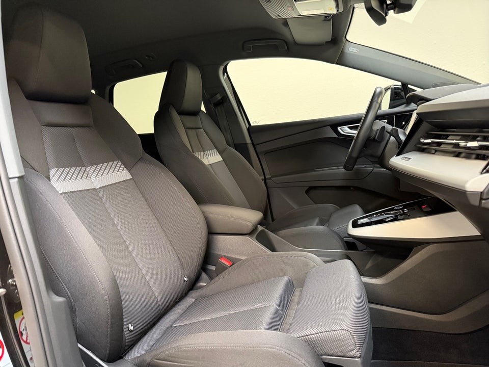 Audi Q4 e-tron 40 Advanced 5d