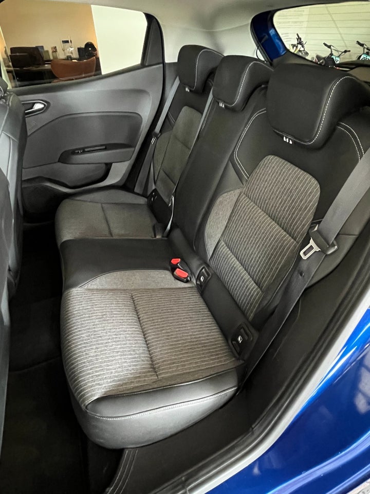 Renault Clio V 1,0 TCe 100 Intens 5d
