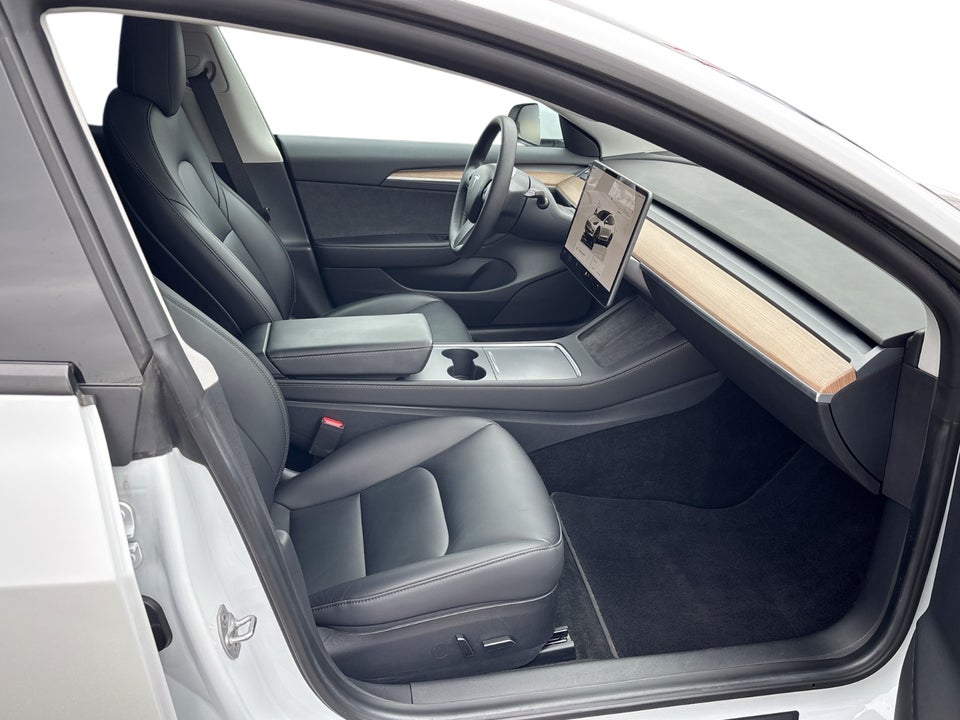 Tesla Model 3 RWD 4d