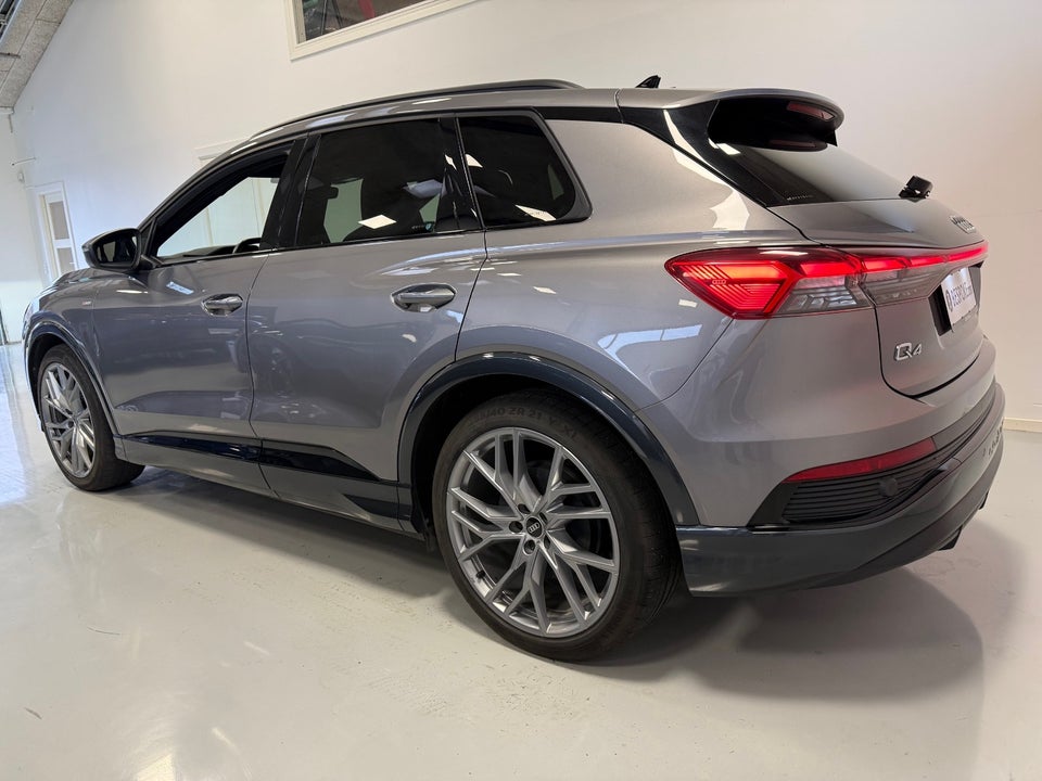 Audi Q4 e-tron 40 S-line 5d