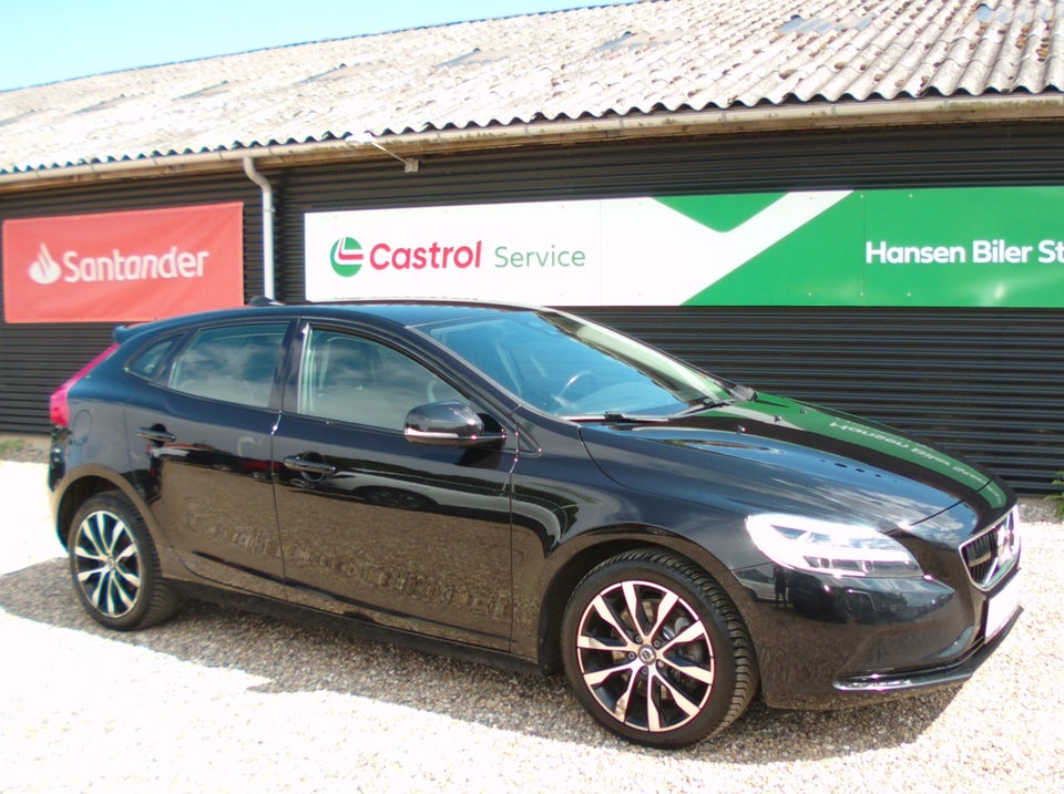 Volvo V40 1,5 T3 152 Momentum aut. 5d