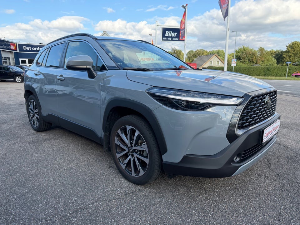 Toyota Corolla Cross 1,8 Hybrid Style Comfort CVT 5d