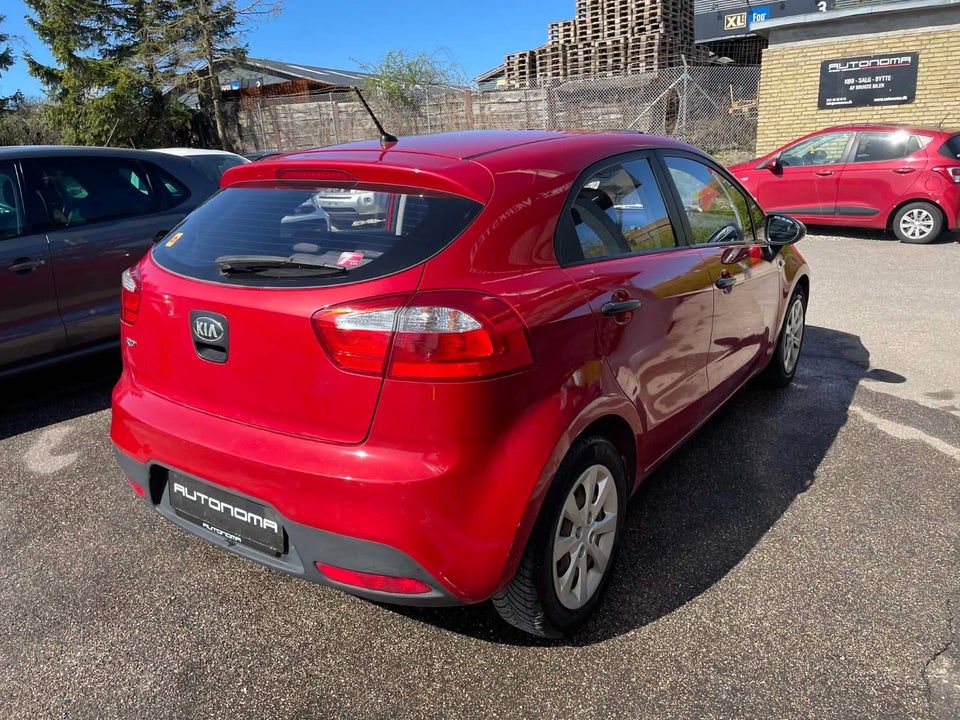 Kia Rio 1,2 CVVT Concept 5d