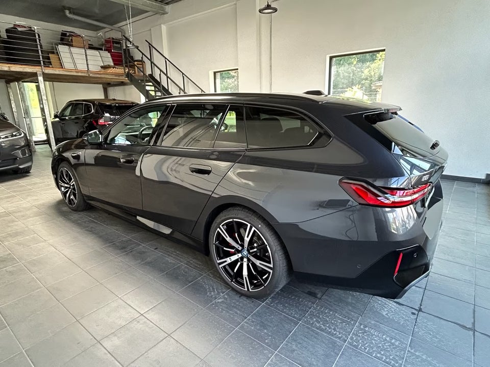 BMW i5 eDrive40 Touring M-Sport Pro 5d