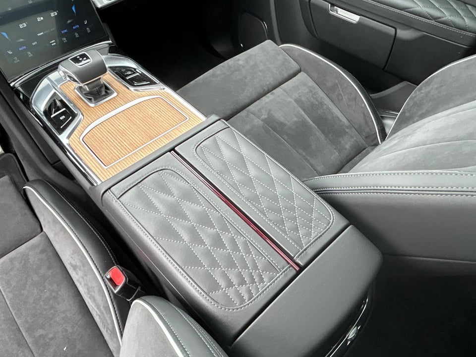 Hongqi E-HS9 99 Premium 5d