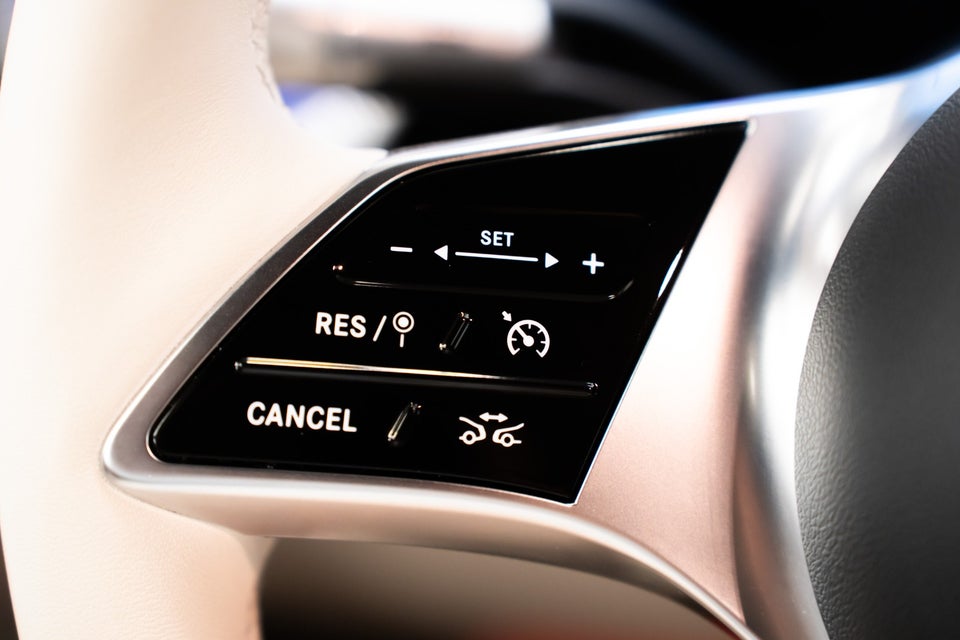 Mercedes CLA250+ EQ Progressive Advance Plus 4d