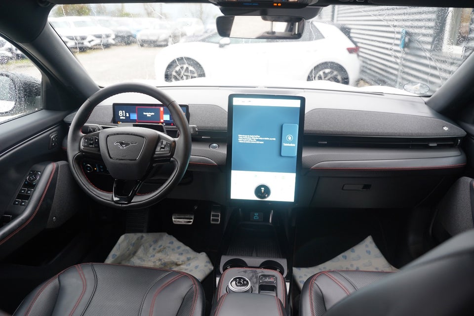 Ford Mustang Mach-E 98 Premium Extended Range 5d