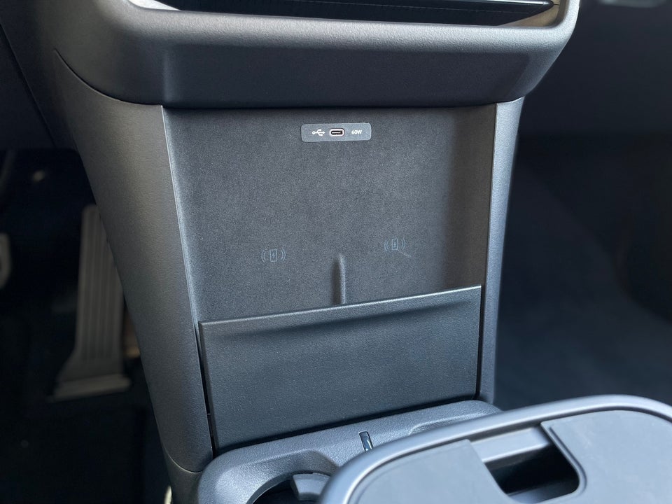 Lynk & Co 02 More 5d