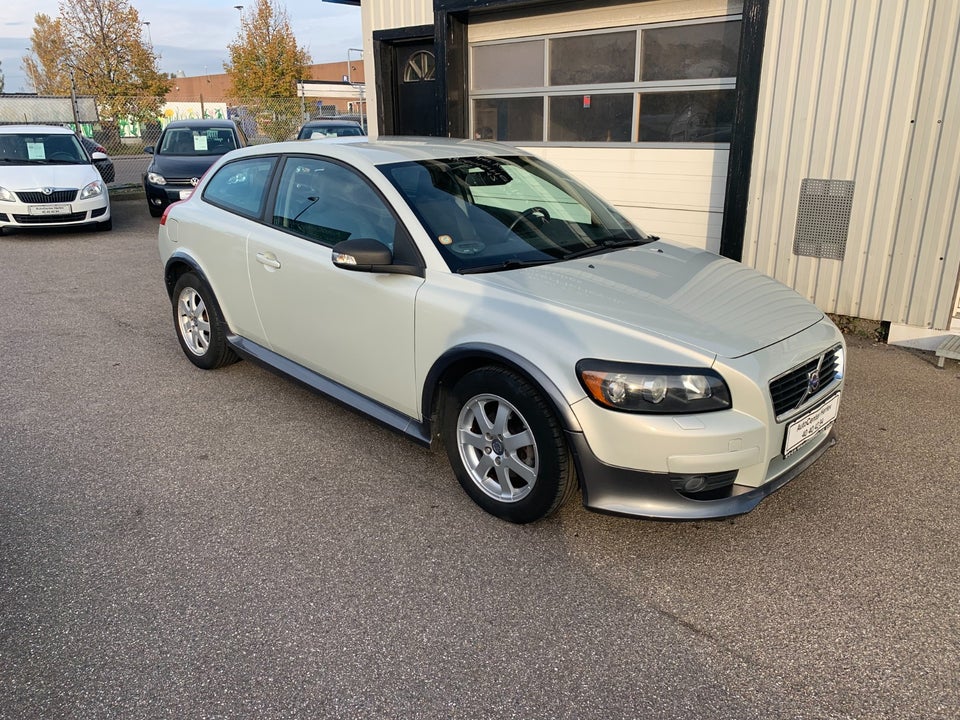 Volvo C30 1,6 Kinetic 3d