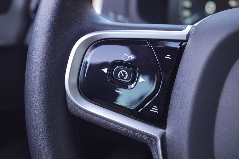 Volvo XC90 2,0 T8 ReCharge R-Design aut. AWD Van 5d