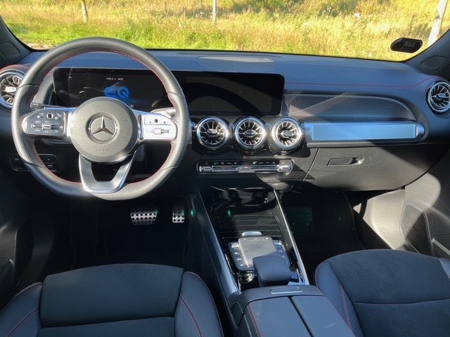 Mercedes EQB250 AMG Line 5d