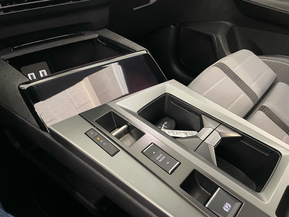 Opel Grandland-e 73 GS Sky 5d