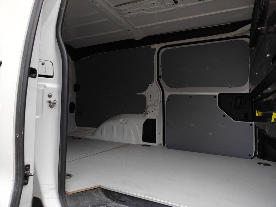 Toyota ProAce 2,0 D 120 Long Comfort 6d