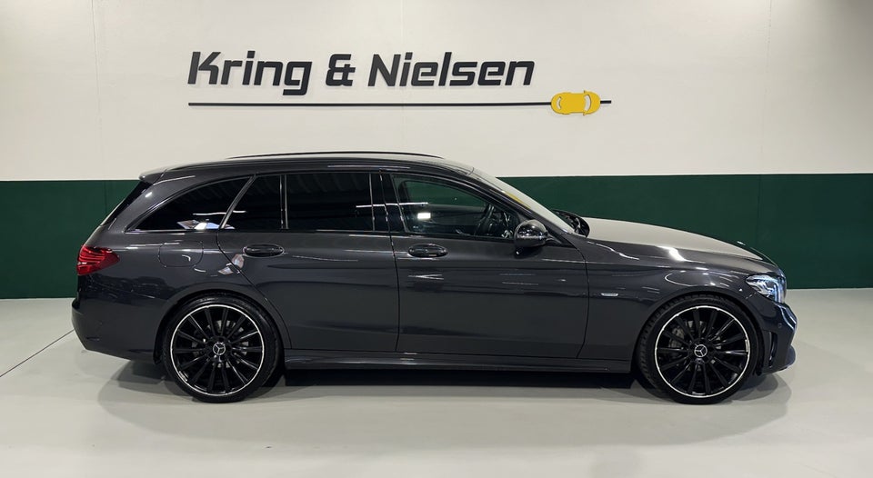 Mercedes C220 d 2,0 AMG Line Night Edition stc. aut. 5d