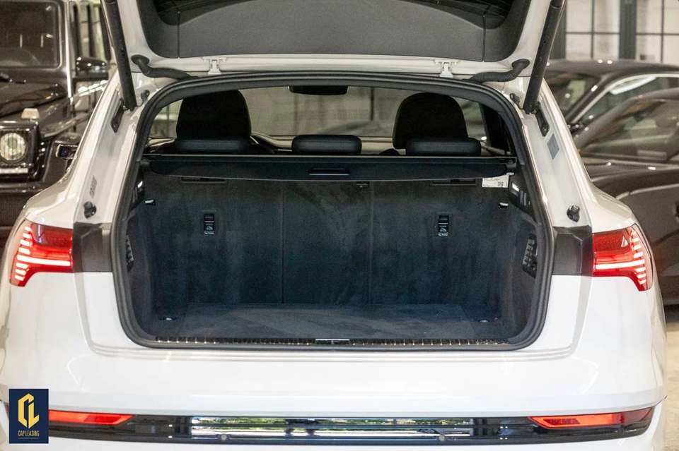 Audi e-tron 55 quattro 5d