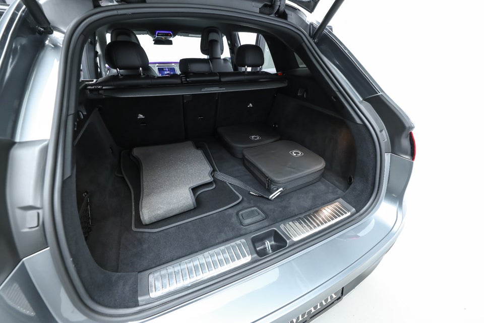 Mercedes EQE350 SUV AMG Advance Plus 4Matic 5d