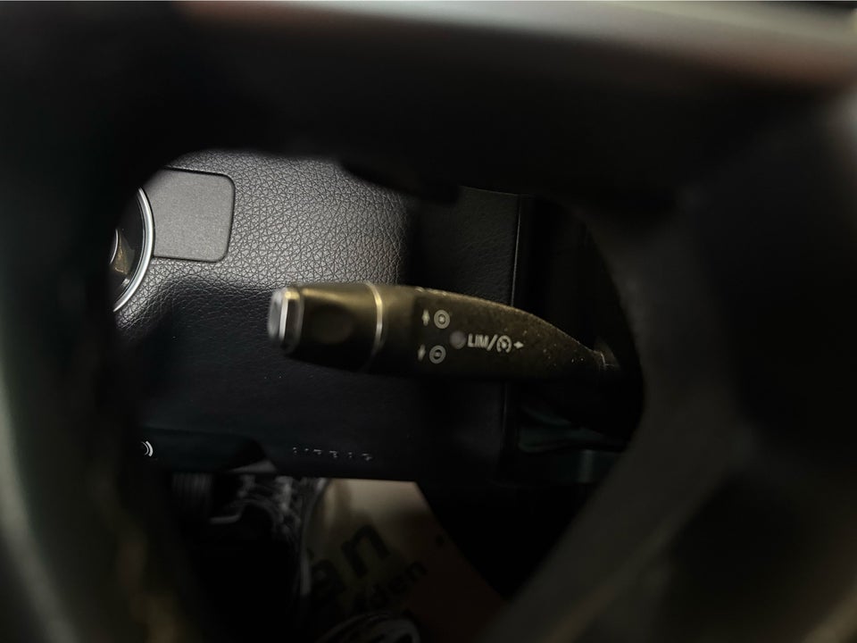 Mercedes E200 2,2 BlueTEC Avantgarde stc. aut. 5d