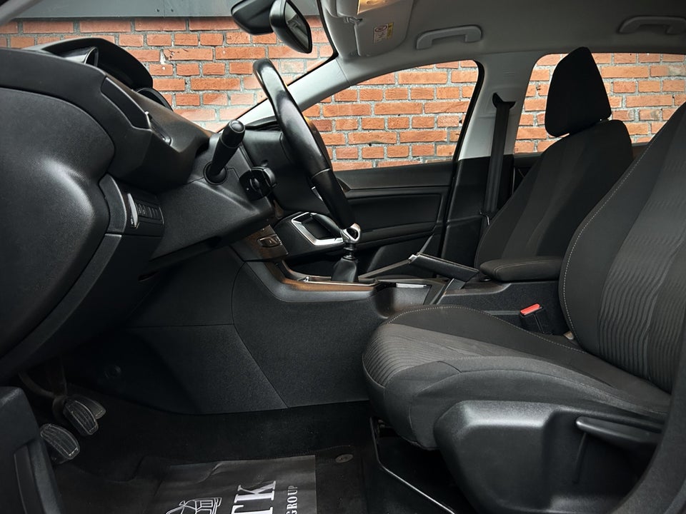 Peugeot 308 1,6 BlueHDi 120 Style 5d