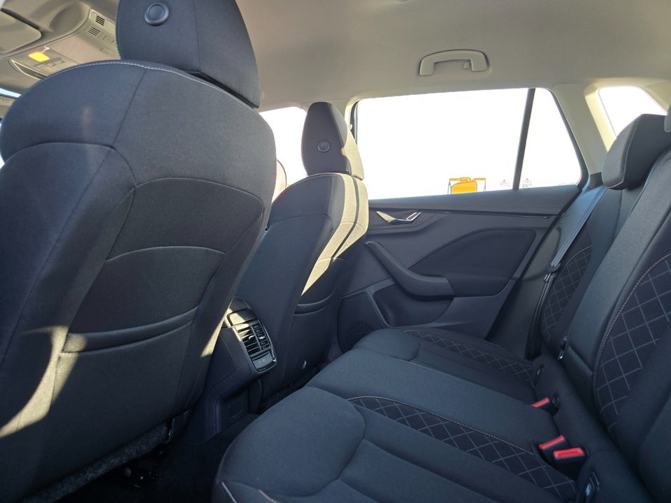 Skoda Kamiq 1,0 TSi 110 Dynamic DSG 5d