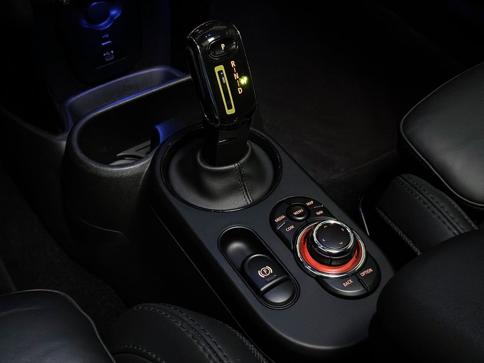 MINI Cooper SE Classic Trim 3d