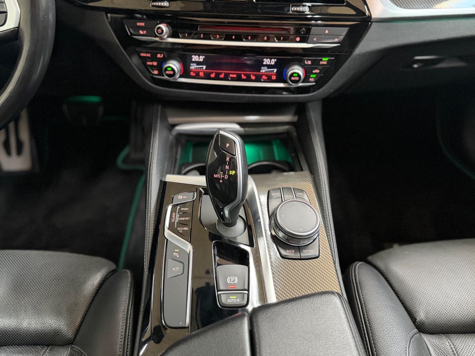BMW M550i 4,4 xDrive aut. 4d