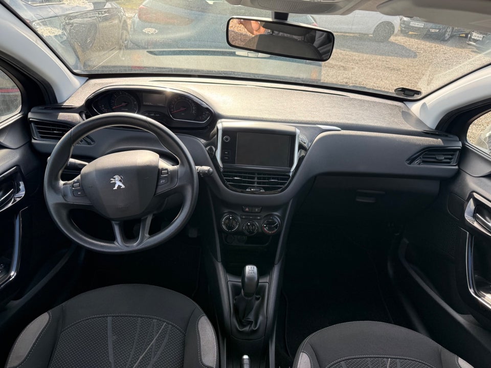 Peugeot 208 1,2 VTi Active 5d