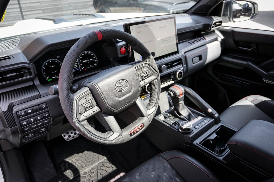 Toyota Tacoma 2,4 Hybrid TRDPro aut. 4x4 4d