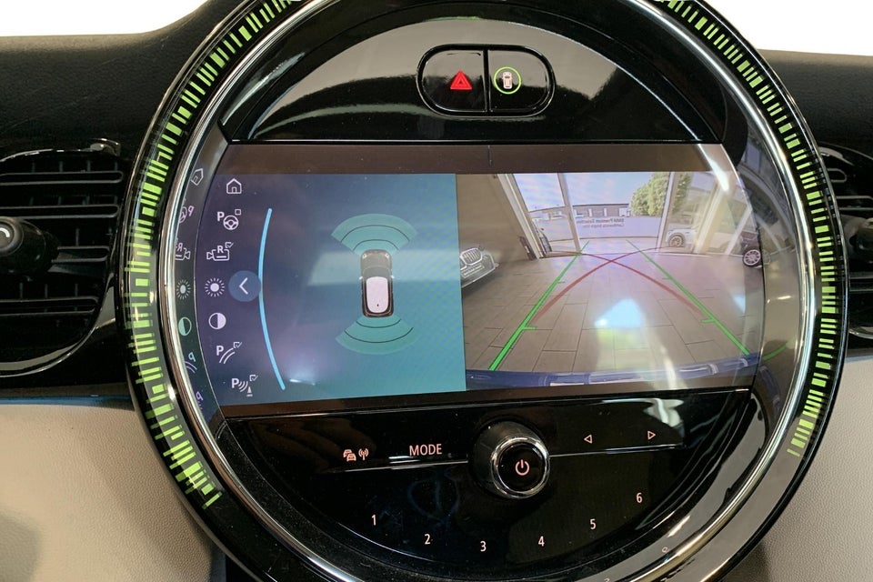 MINI Cooper SE Maximise 3d