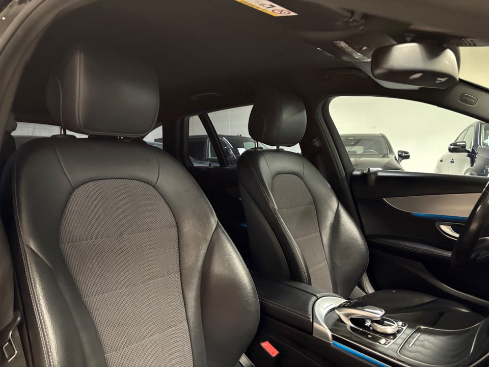 Mercedes C220 d 2,2 AMG Line stc. aut. 5d