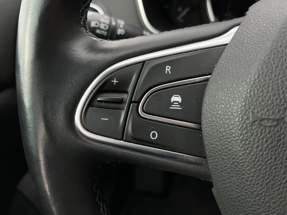 Renault Megane IV 1,3 TCe 140 Bose Edition Sport Tourer EDC 5d