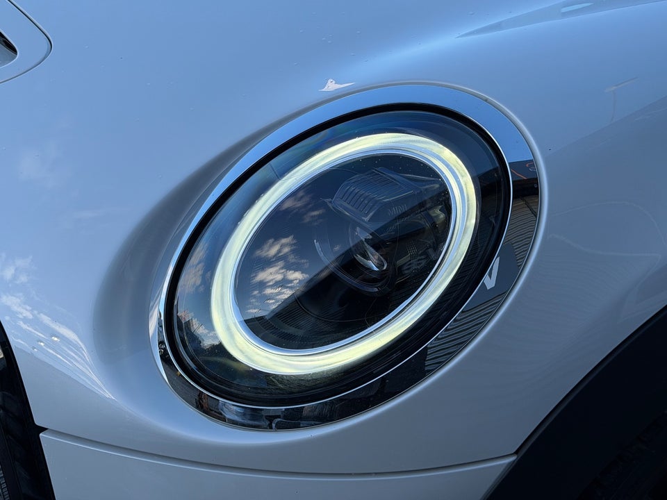 MINI Cooper SE Maximise 3d