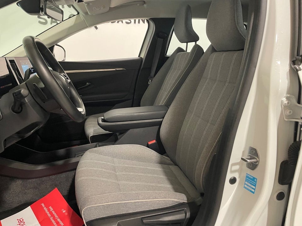 Renault Megane E-Tech 40 Equilibre 5d