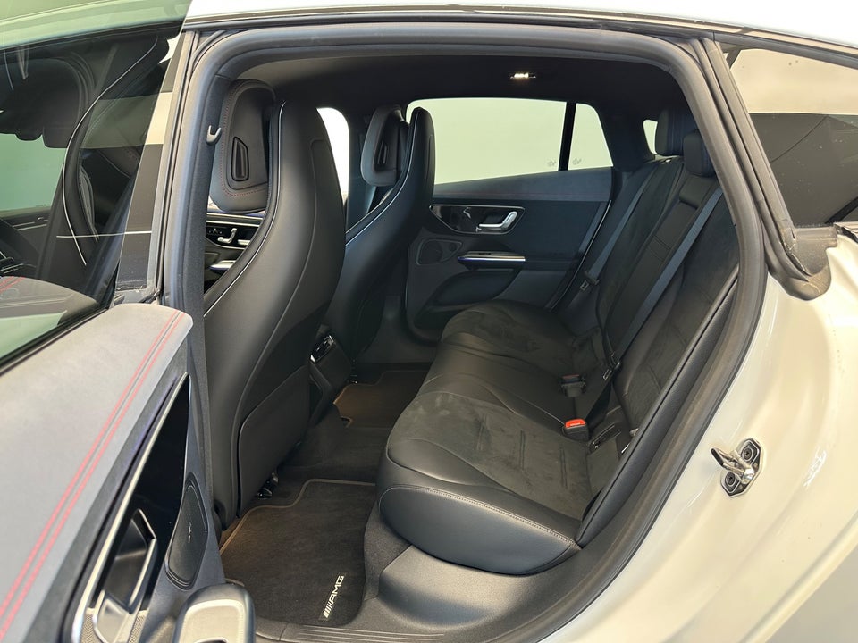 Mercedes EQE350 AMG Line 4d