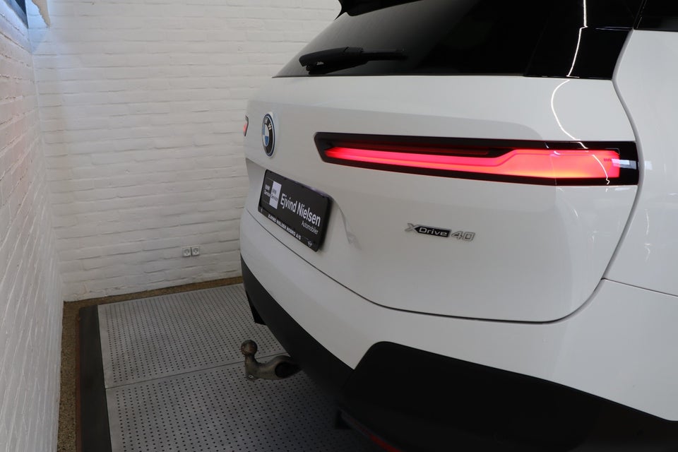 BMW iX xDrive40 Fully Charged 5d