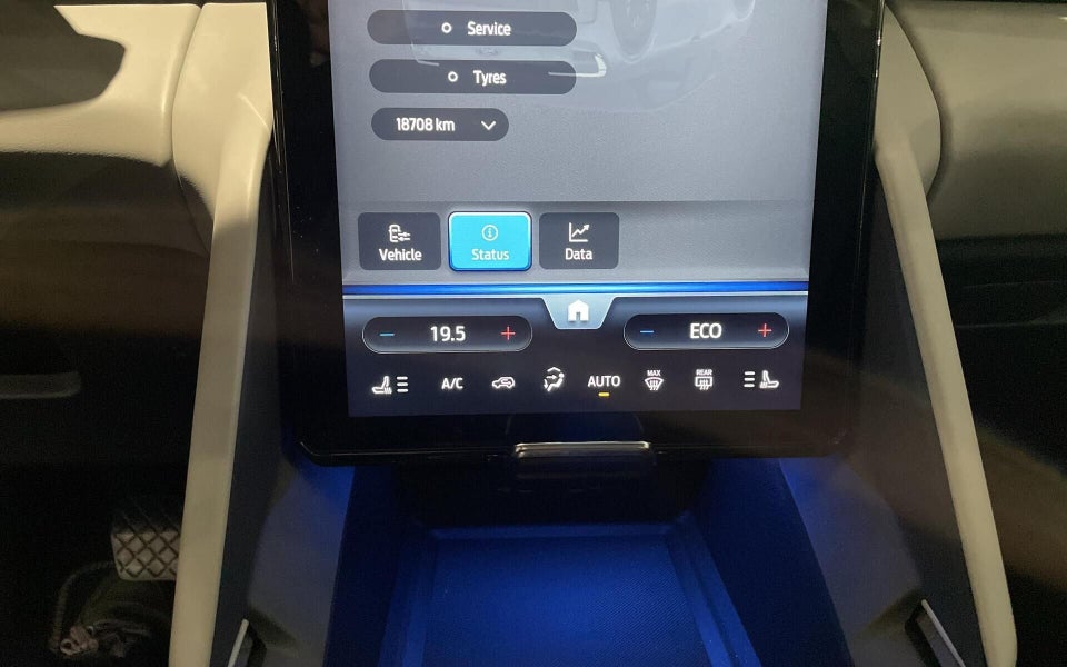 Ford Explorer 77 Premium Extended Range 5d