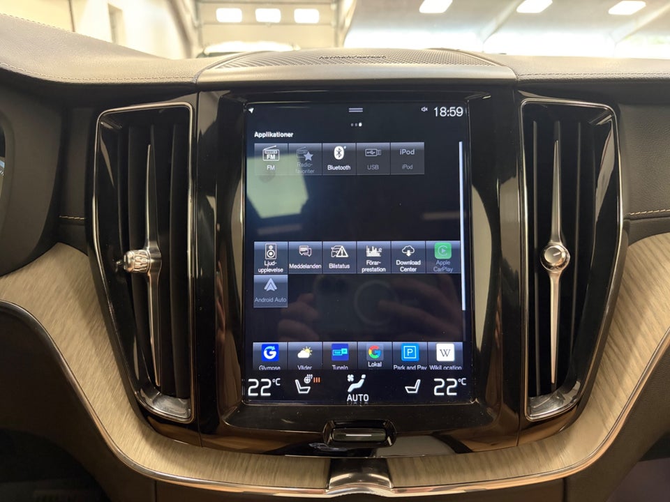 Volvo XC60 2,0 T8 ReCharge Inscription aut. AWD 5d