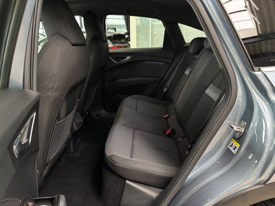 Audi Q4 e-tron 45 S-line Sportback 5d