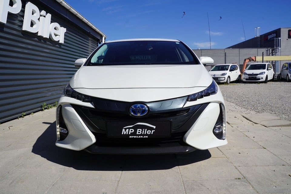 Toyota Prius 1,8 Plug-in Hybrid H3 MDS 5d