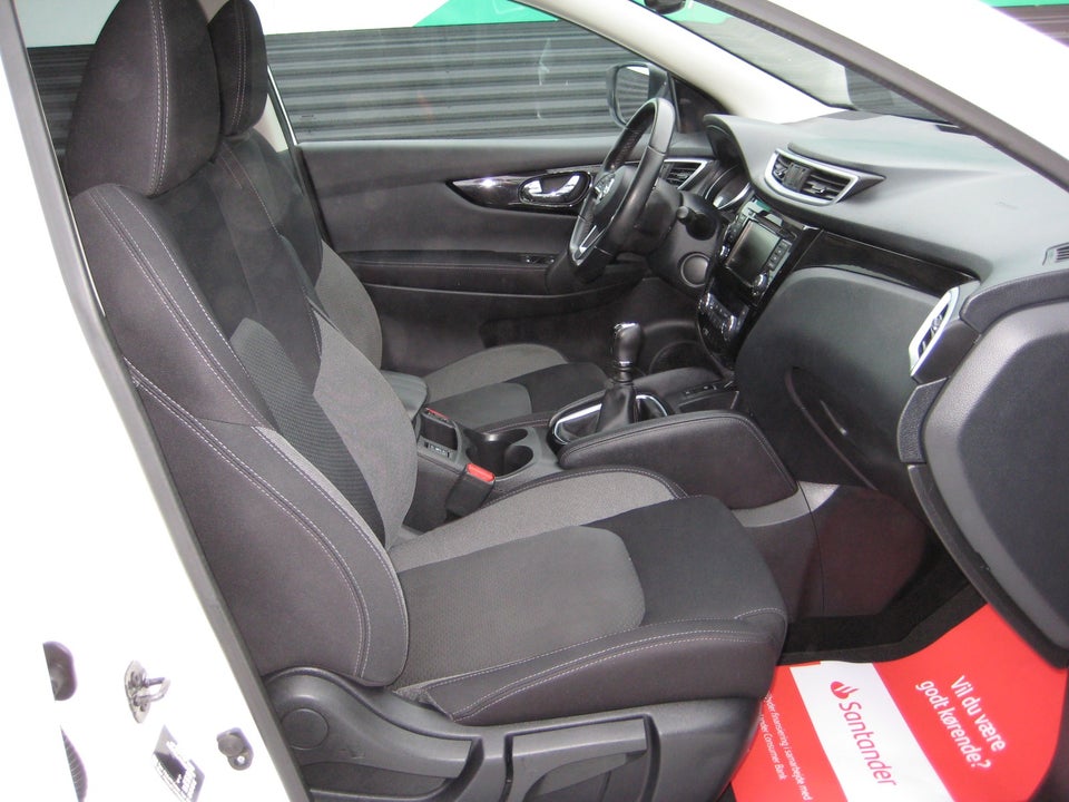 Nissan Qashqai 1,5 dCi 115 N-Connecta 5d