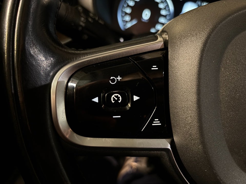 Volvo XC60 2,0 T8 390 Inscription aut. AWD 5d