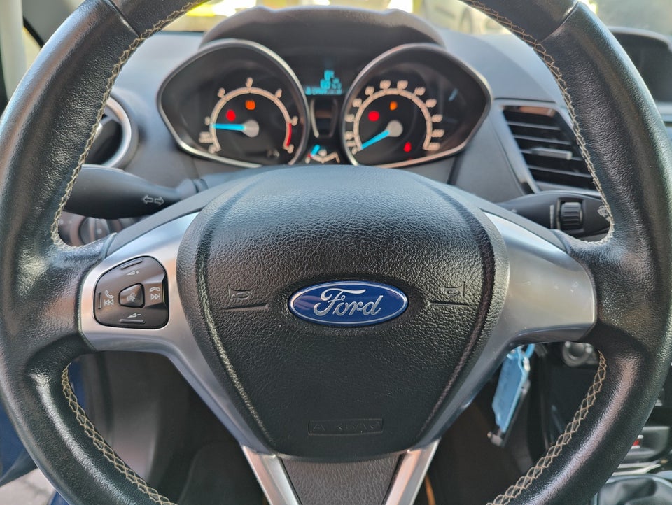 Ford Fiesta 1,5 TDCi 95 Titanium Van 5d