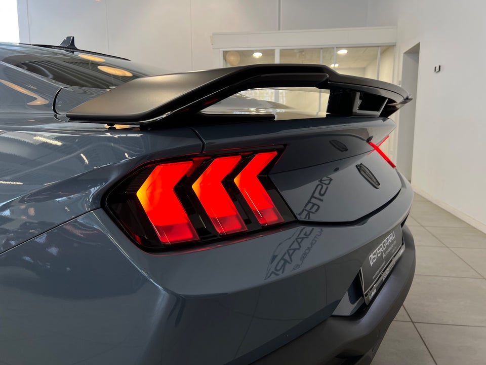 Ford Mustang 5,0 V8 Dark Horse Coupé 2d