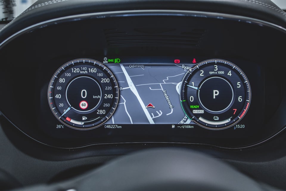 Jaguar E-Pace 1,5 P300e R-Dynamic SE aut. 5d